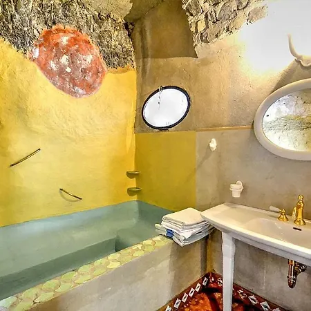 Sleeps 2 Pool Air Con Wifi * Positano
