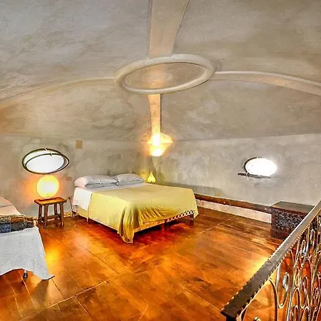 Sleeps 2 Pool Air Con Wifi * Positano